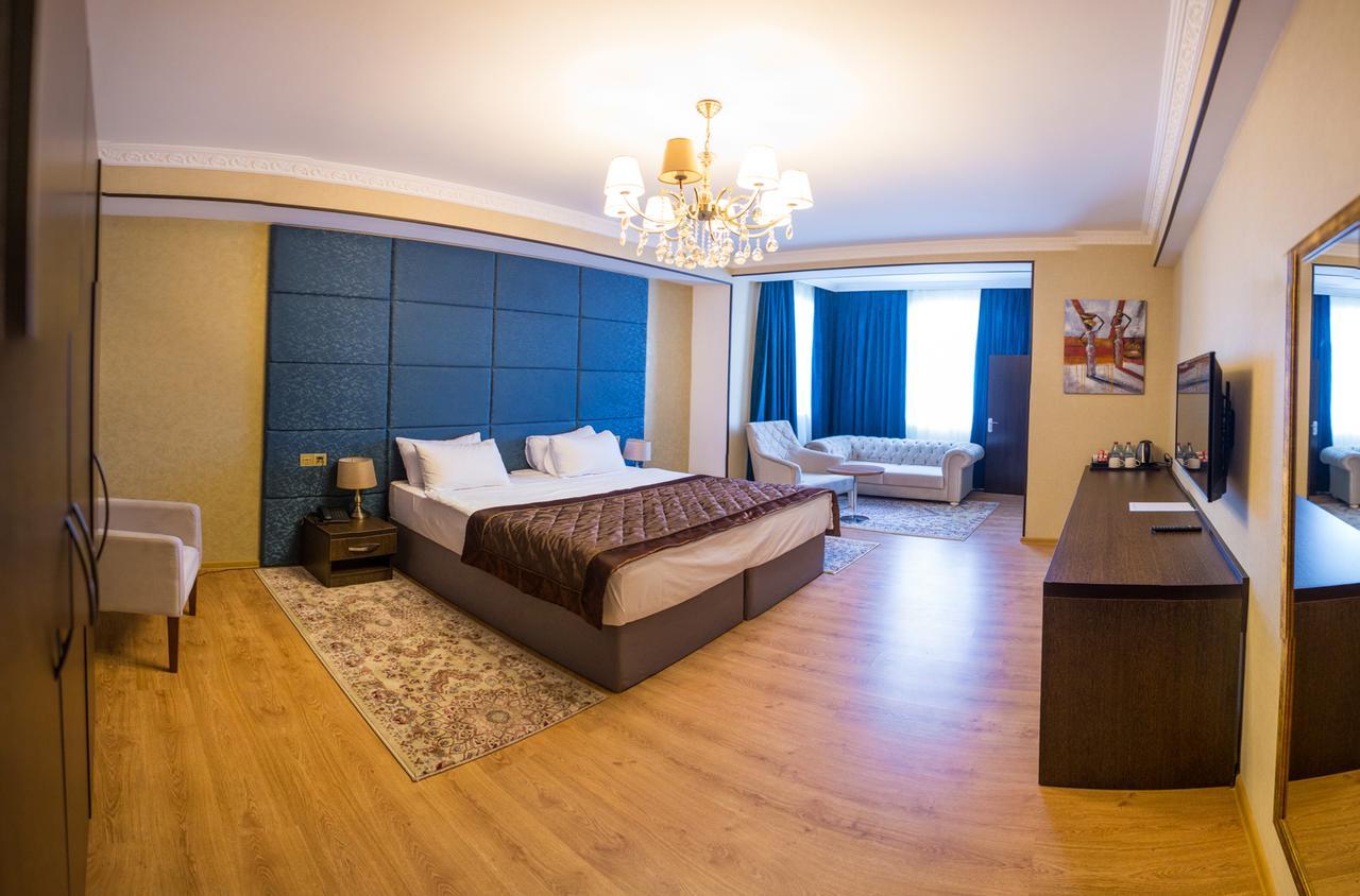 Viva Boutique Hotel Bakoe Buitenkant foto