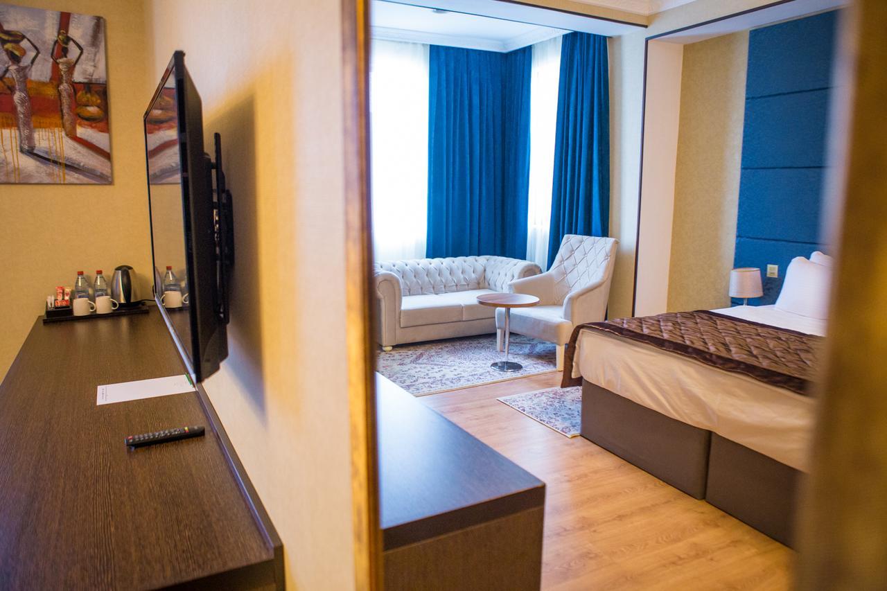 Viva Boutique Hotel Bakoe Buitenkant foto